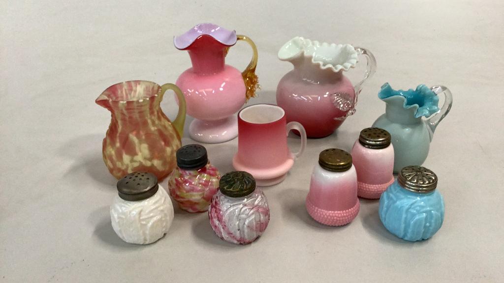 11 Satin and Cased Glass Articles (1 of 6)