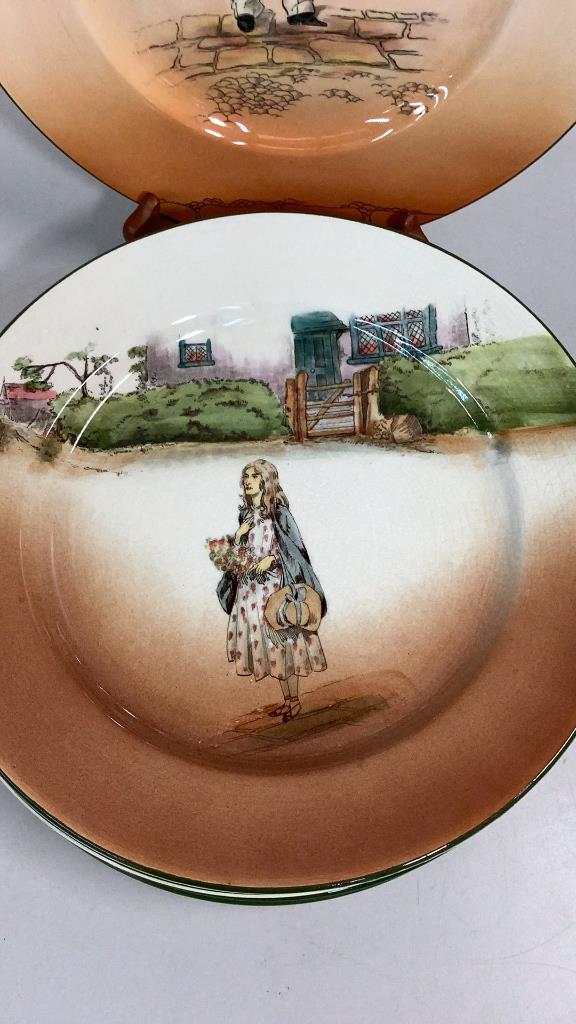 Set of 8 Royal Doulton Dickens Ware Plates (1 of 5)