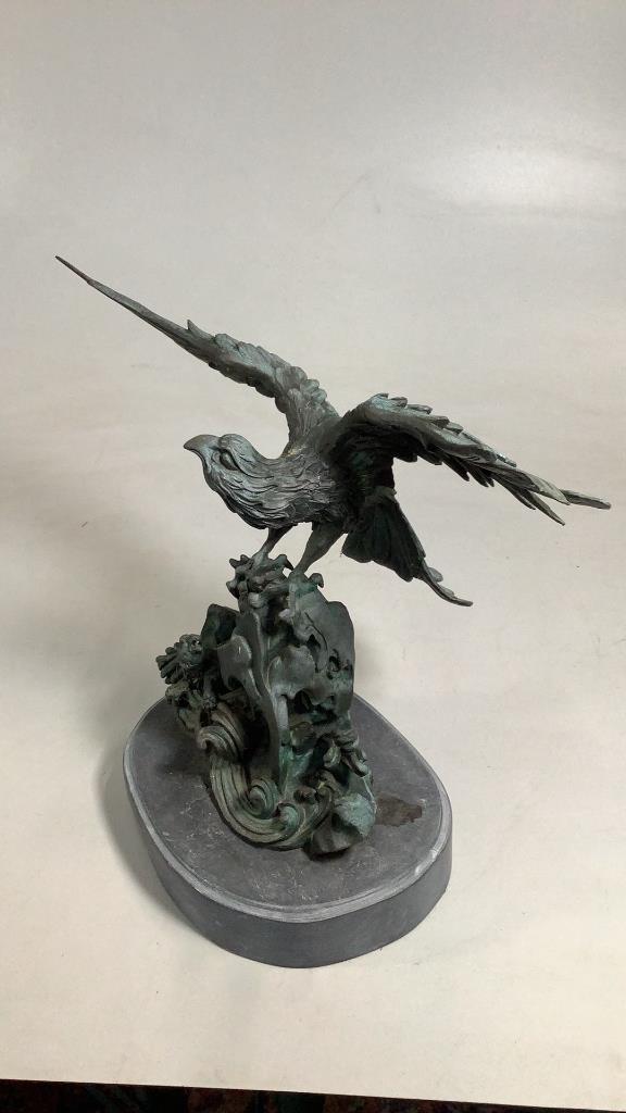 Metal Sculpture  of Eagle (1 of 4)