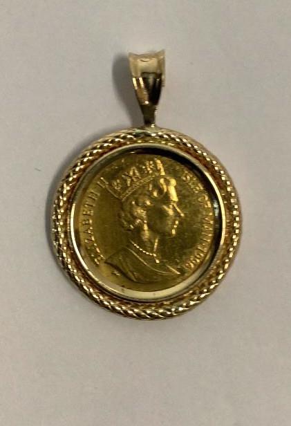 1996 Queen Elizabeth Isle of Man Gold Crown (1 of 4)