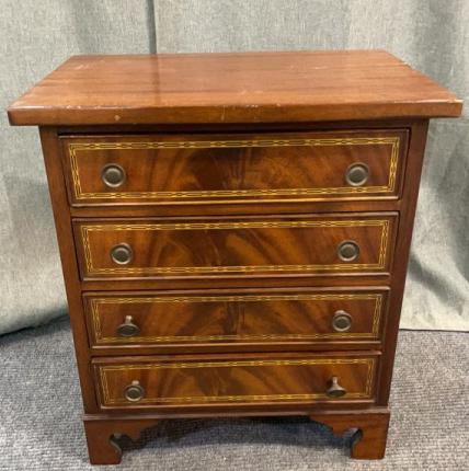 Inlaid Mahingay Sample Chest (1 of 4)