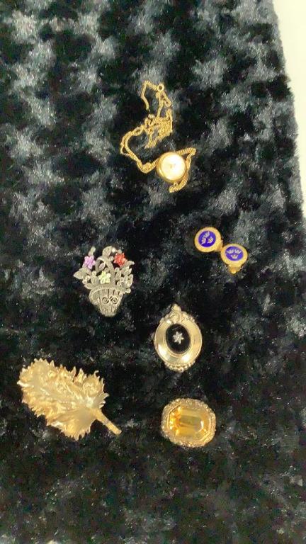 Mixed Lot Jewelry (1 of 5)