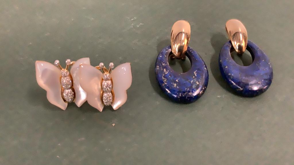 2 Pair Gemstone  Earrings (1 of 3)
