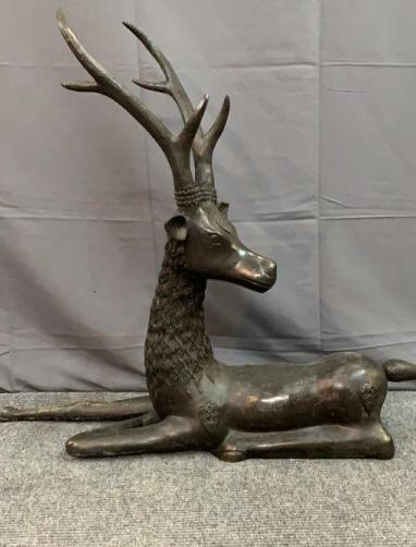 Bronze Resting Deer (1 of 5)