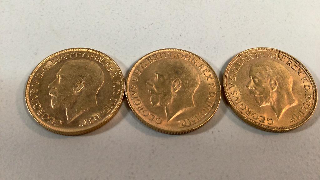 Three Great Britain  Gold Sovereign  Coins (1 of 4)