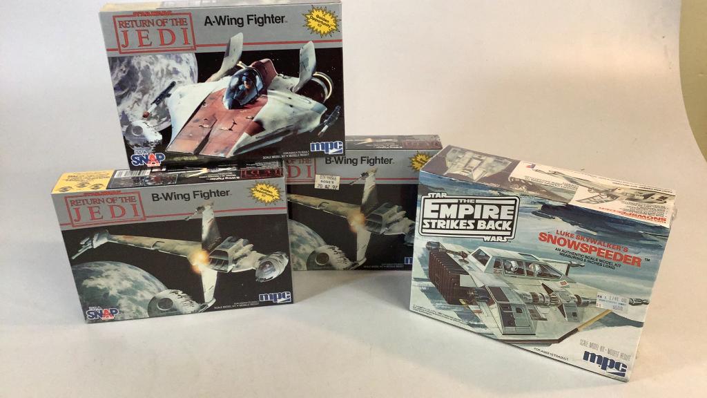 4 Vintage Star Wars Scale Models: 1980 Empire Strikes Back Snowspeeder, Retirn of Jedi A wing Fighter, 2- B Wing Fighters, all NOS, factory packaged
