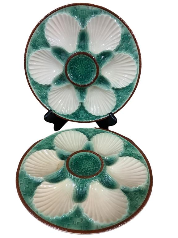 Two Majolica Oyster Plates (1 of 4)