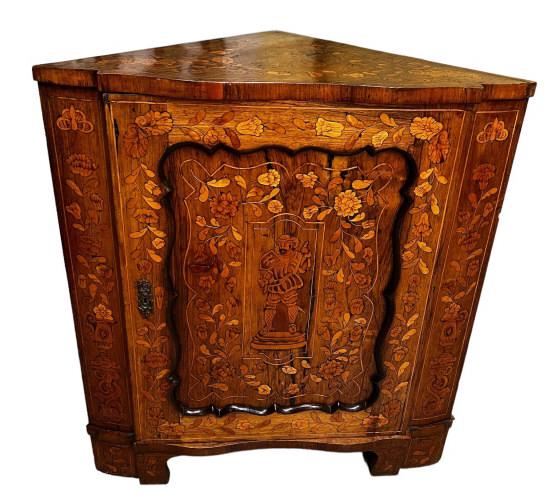 Dutch Colonial Corner Cupboard (1 of 4)