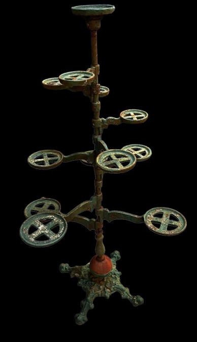 Iron Victorian Plant Stand (1 of 4)