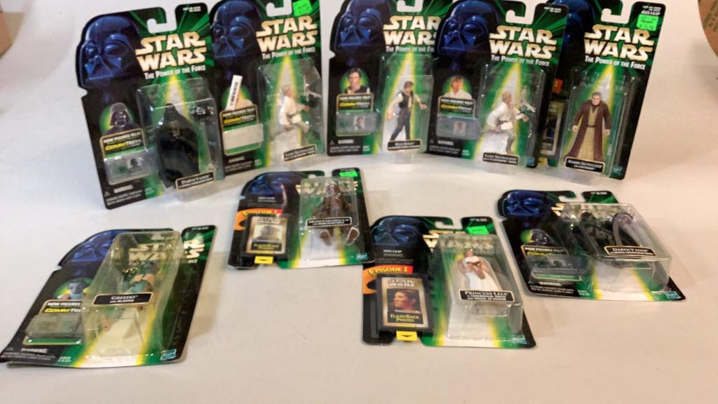 Nine Star Wars Action Figures (1 of 6)