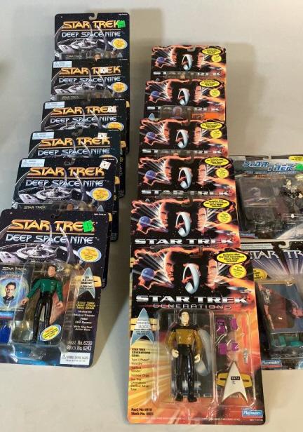 14 Star Trek Action Figures (1 of 9)