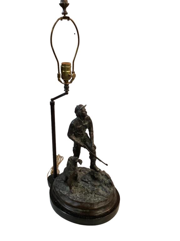 Maitland Smith Bronze Hunter & Bird Dog Lamp (1 of 5)