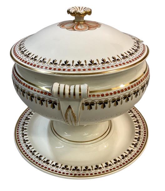 Wedgwood Creamware Tureen (1 of 4)