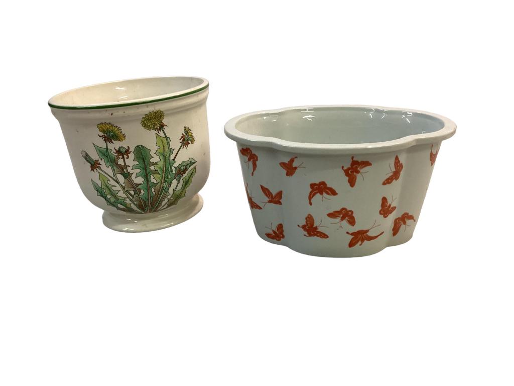Tiffany and Company and Mottahedeh Planters: Wild Flowers 5 x 6 inch round Planter for Tiffany and Company, Mottahedeh Butterfly Vista Alegre Planter * both with light interior stains