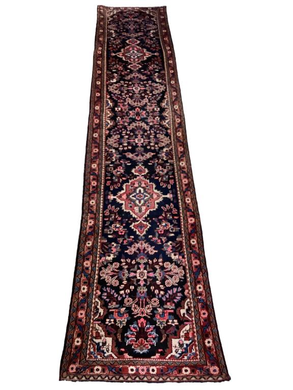 Navy &  Floral Contemporary Runner (1 of 8)