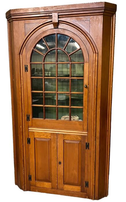 Yellow Pine Barrel Back Corner Cupboard (1 of 4)