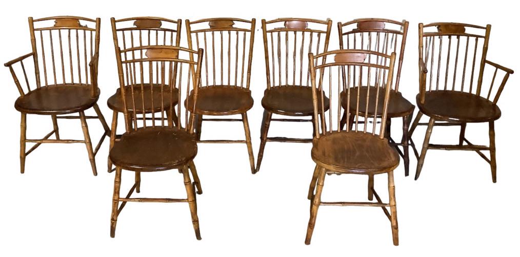 Set of 8 Oak Windsor chairs (1 of 7)