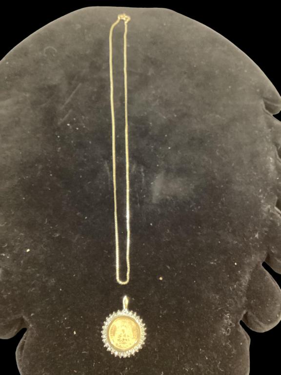 14 K Gold Dos Pesos Coin Pendant (1 of 5)