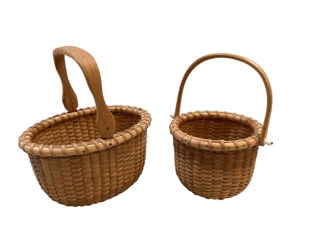 2 Miniature  Nantucket Baskets (1 of 6)