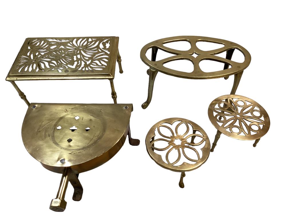 Brass Trivets, Pot Stands, Footman (1 of 5)
