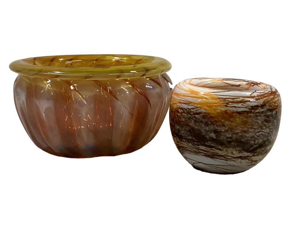 2 Art Glass Bowls (1 of 5)