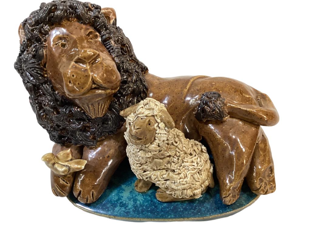 Crystal King The Lion and  The Lamb (1 of 5)