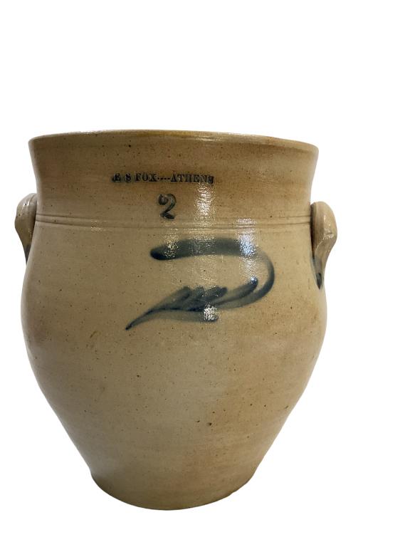 Northern Saltglaze Slip Decorated  Jar (1 of 5)