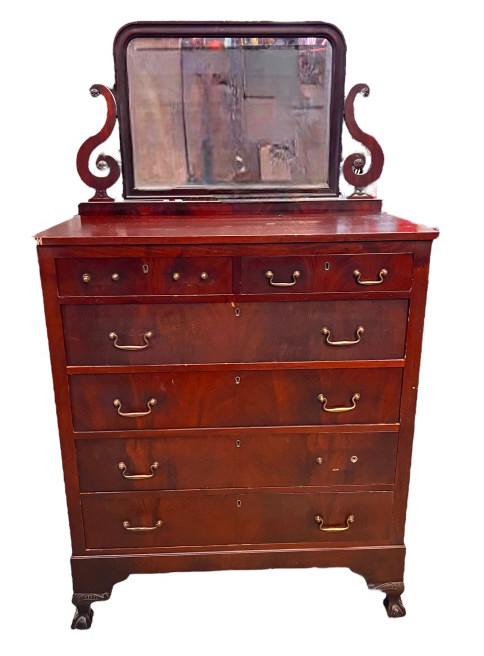 Chippendale Style Mahognay Chest (1 of 4)