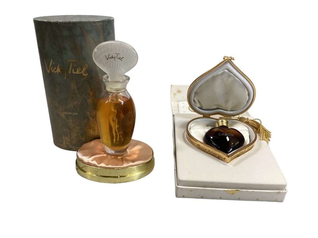 2 Vintage Parfumes (1 of 8)