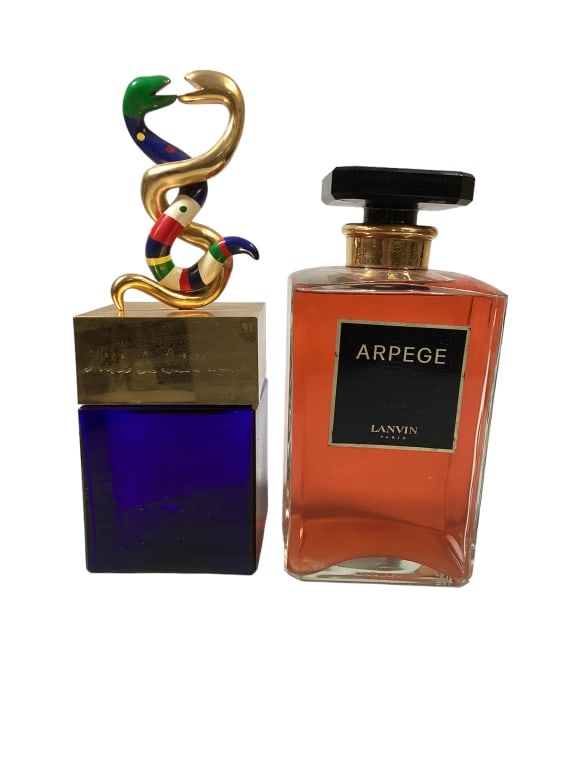 Two Parfume Factice Display Bottles (1 of 7)
