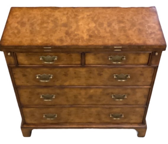 Reproduction Burl Walnut Burl Bachelors chest (1 of 8)