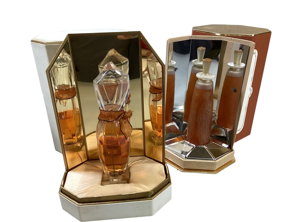 2 Parfume Bottles (1 of 4)