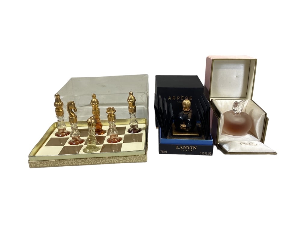 3 Vintage Parfume (1 of 6)