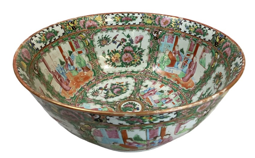 Famille Rose Mandarin Punch Bowl (1 of 5)