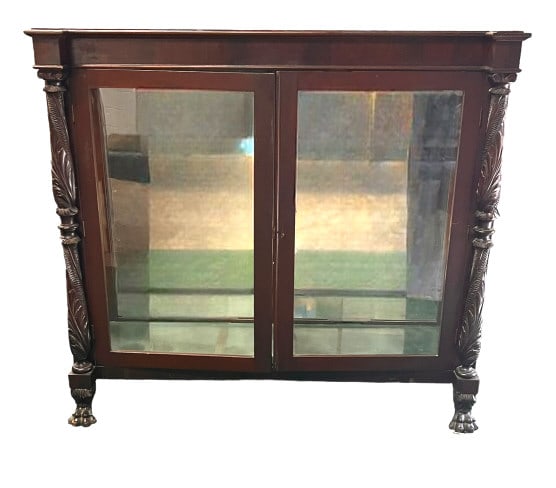 Chippendale Curio Cabinet (1 of 3)