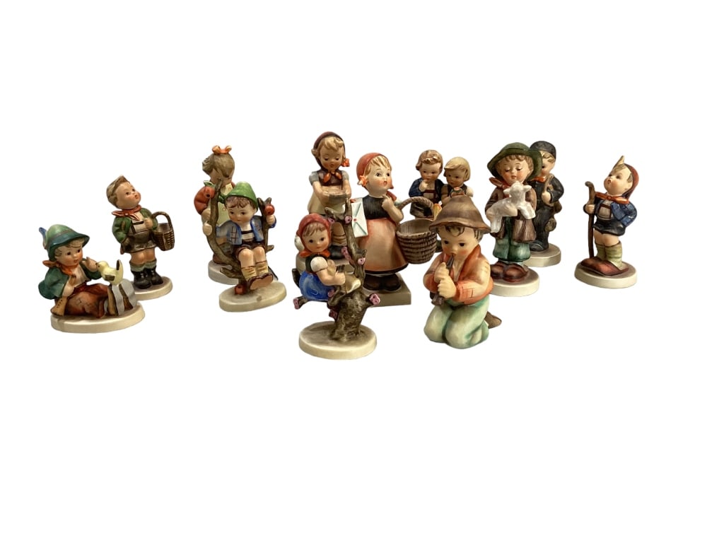 12 Hummel Figurines (1 of 4)