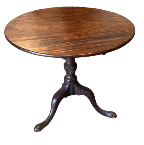 Queen Tilt Top Mahogany Tea Table (1 of 3)