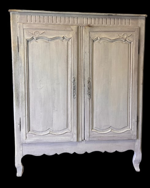 Early French Oak Linen Closet (1 of 5)