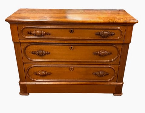 Walnut Cottage chest (1 of 4)