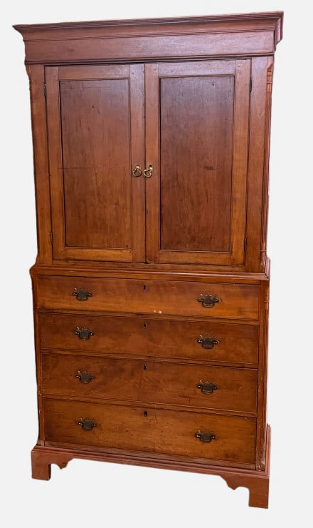 Chippendale Cherry Press on Chest (1 of 5)