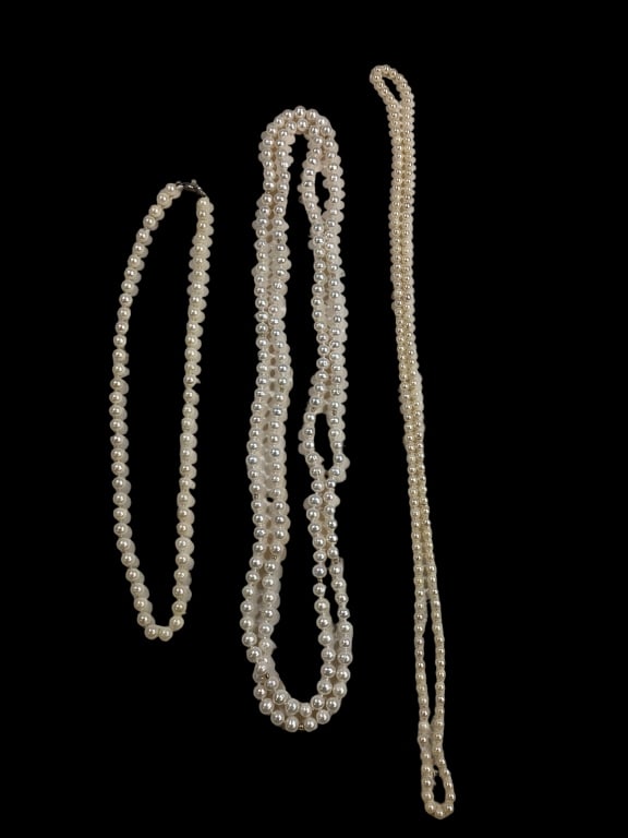 Three Pearl Necklaces (1 of 5)