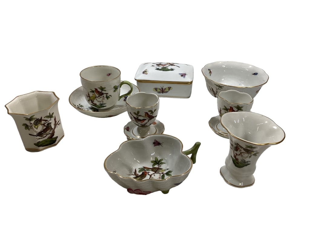 8 Heren Rothschild Bird Porcelain Table Objects: 2 diminutive egg cups, 4 inch leaf shaped dish, cup and saucer, 2.5 inch miniature vase, 4 inch bowl, 4 inch trinket box