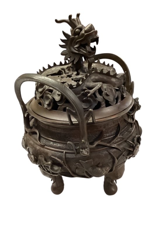 Bronze Koro (1 of 5)