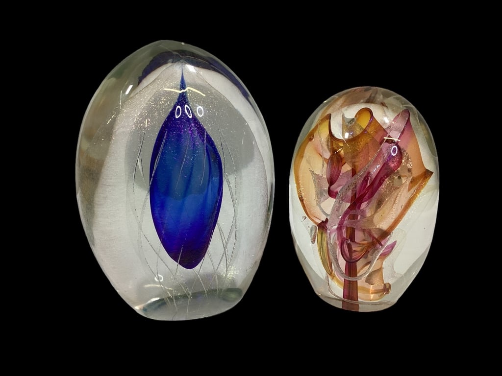 Impressive Art Glass Paperweights (1 of 6)