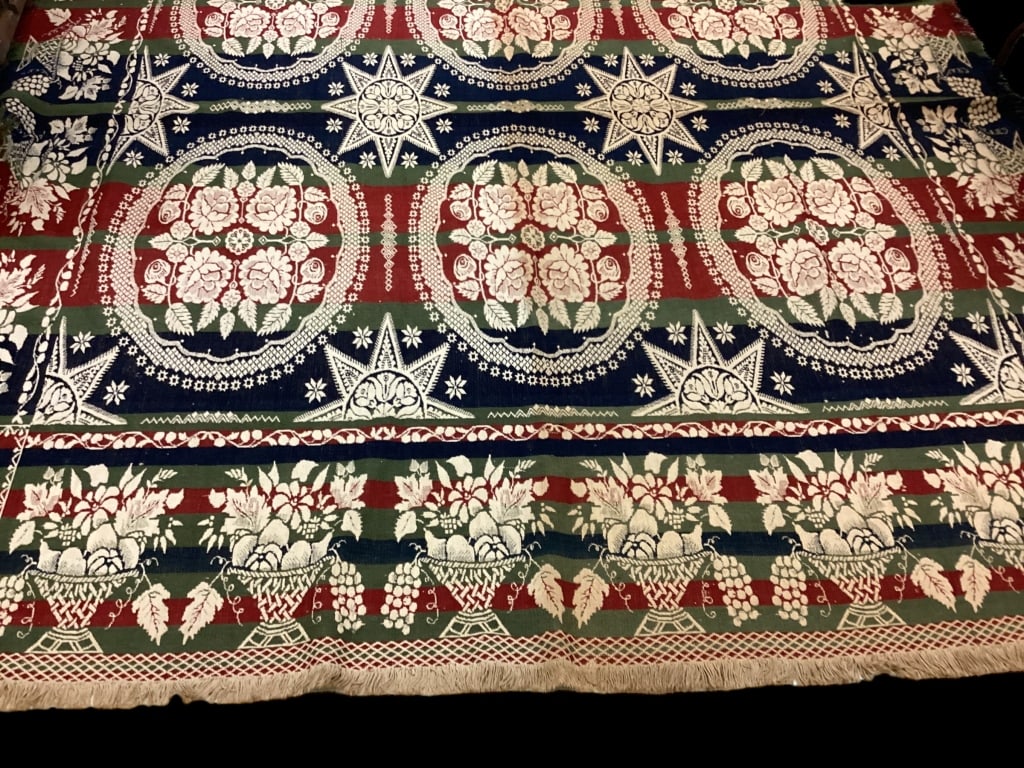 American Antique Folk Coverlet (1 of 6)