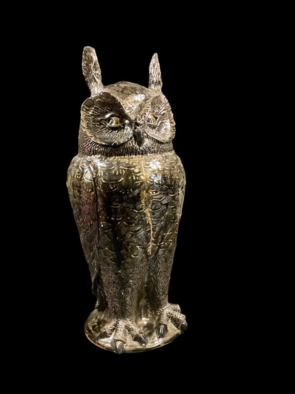 Southern Pottery Owl Figure (1 of 7)