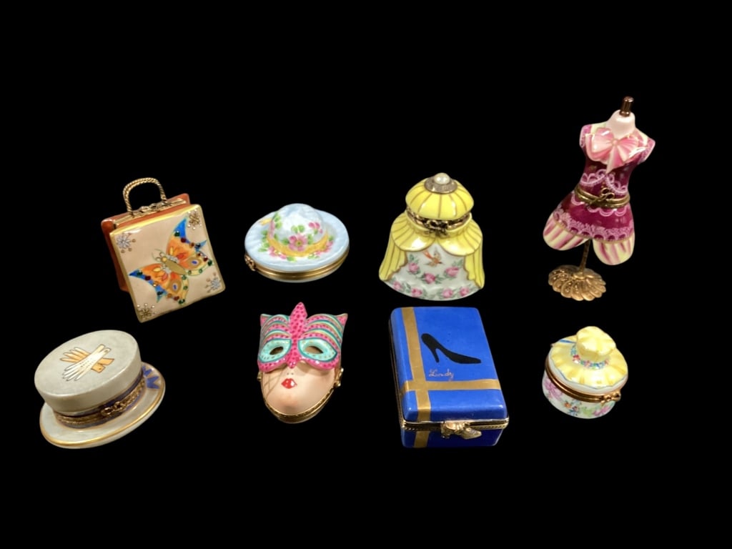 Eight Porcelain Trinket Boxes (1 of 6)