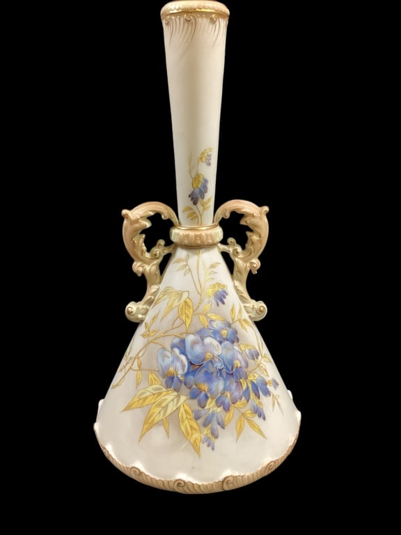 Royal Worcester Blush Ivory Vase (1 of 5)
