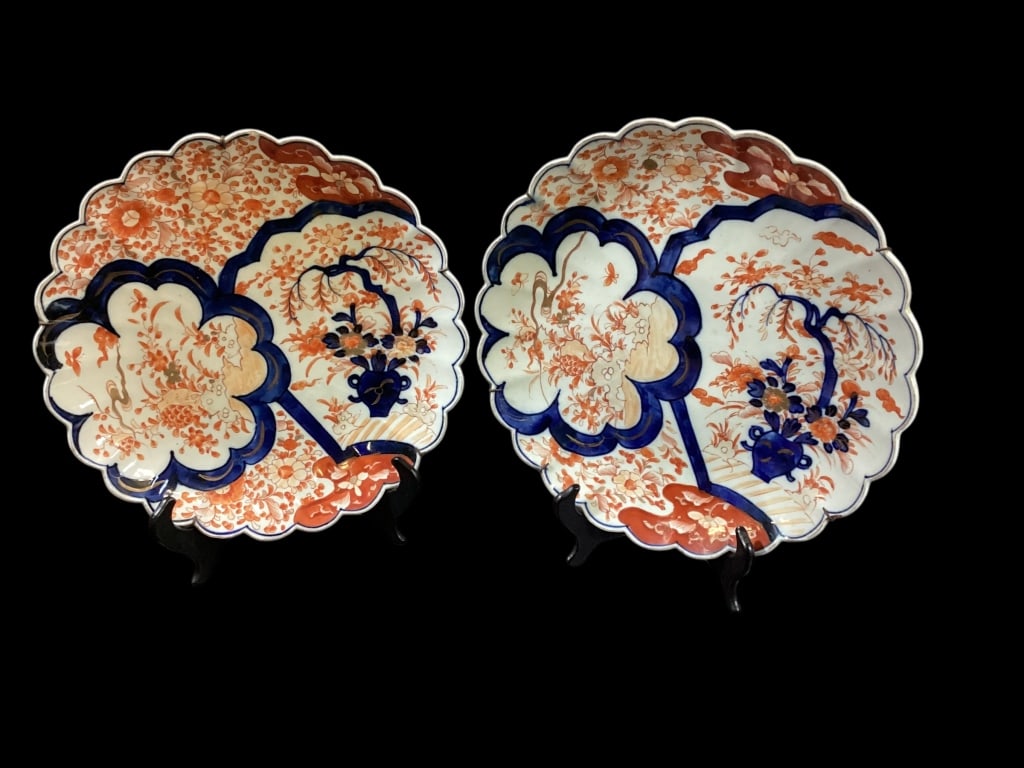 Pair Asian Imari Chargers (1 of 4)