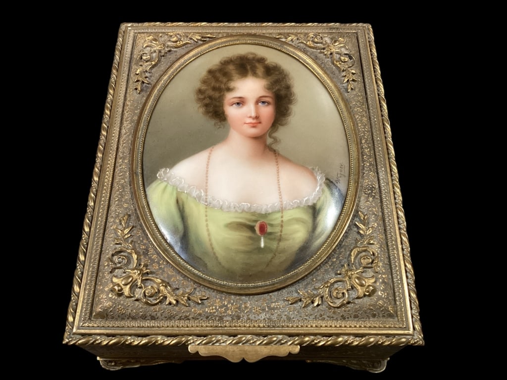 Antique French Bronze Ormolu Portrait Box (1 of 5)